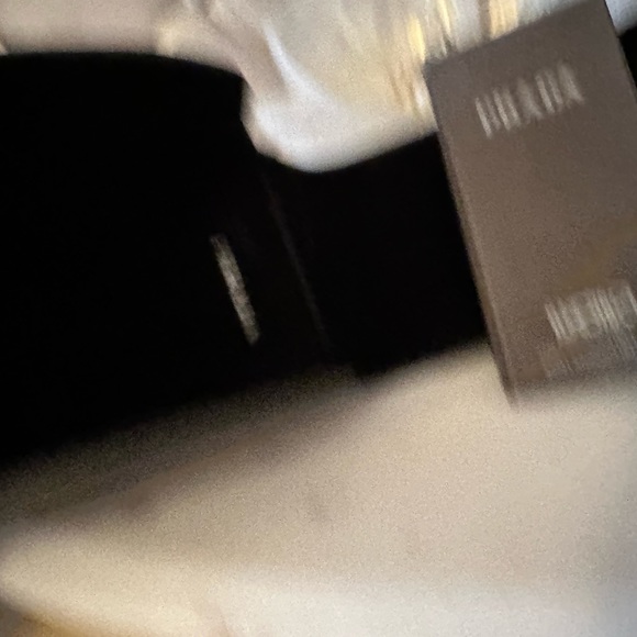 PRADA Unisex sunglasses - Picture 2 of 11